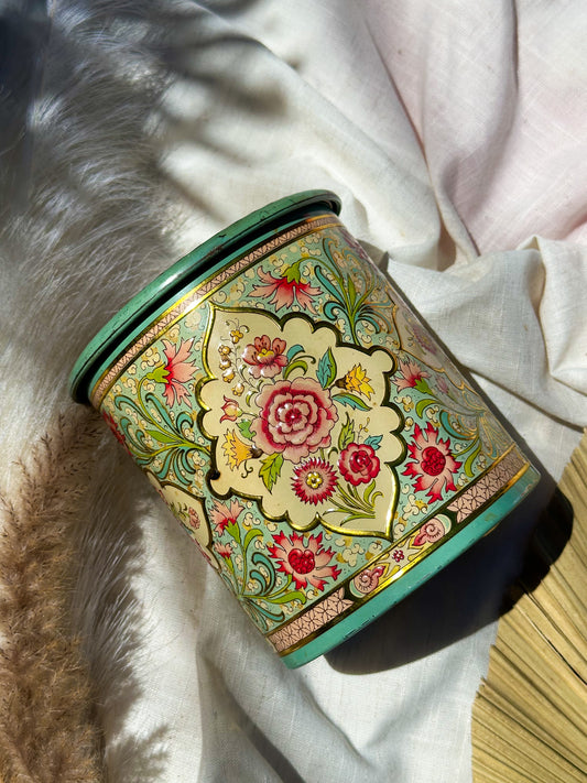 Nesting Floral Tins Made in Holland